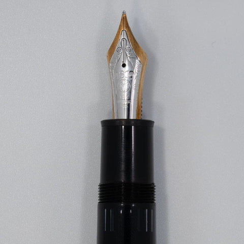 Vintage Montblanc Meisterstück 149 14k Nib Fountain Pen - Very Good Pre-Owned