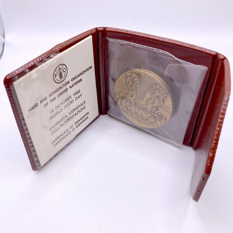 1985, October 16 World Food Day, 40th Anniversary (FAO) Bronze Medal 50mm in OGP