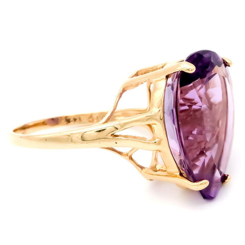 14K Gold & Amethyst Cocktail Ring, Appx 14.8 CTW - Size 9
