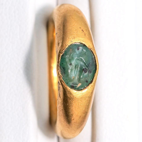 Ancient Roman 1st-3rd Century AD Gold & Chalcedony Intaglio Ring