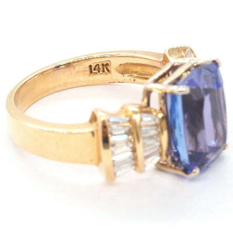 14K Gold 6.40 Ct AAA Tanzanite & Diamond Ring - Size 8.5