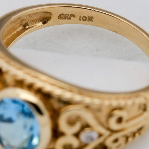 10K Gold Blue Topaz w/ Petite Diamond Accents Ring - Size 6 3/4
